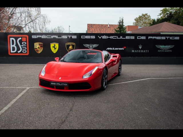 FERRARI 488 Spider - V8 3.9l bi-turbo - 670ch - ROSSO CORSA !